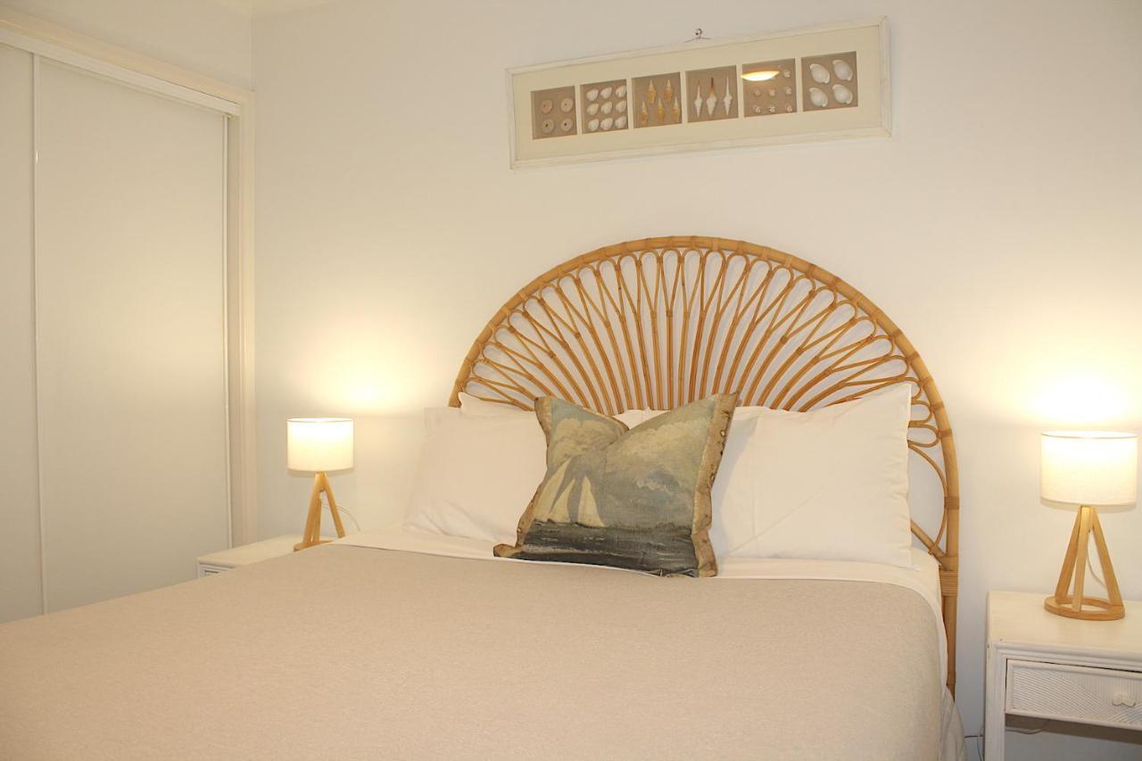 Cossies By The Sea Aparthotel Byron Bay Exterior photo